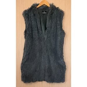 Angie Faux Fur Vest Womens Size Large Pockets Gray Lined Soft